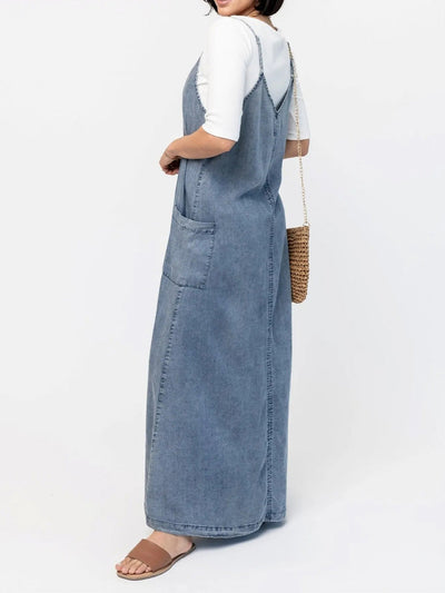 Vintage-Inspired Loose Fit Denim Maxi Dress