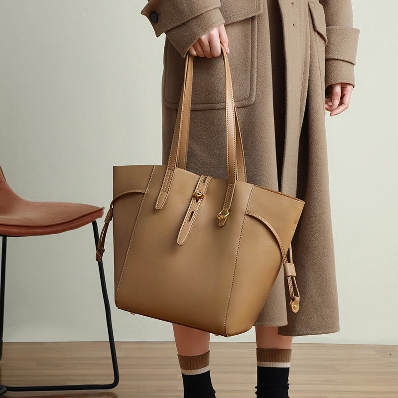 Regent | Vintage Lock Leather Tote