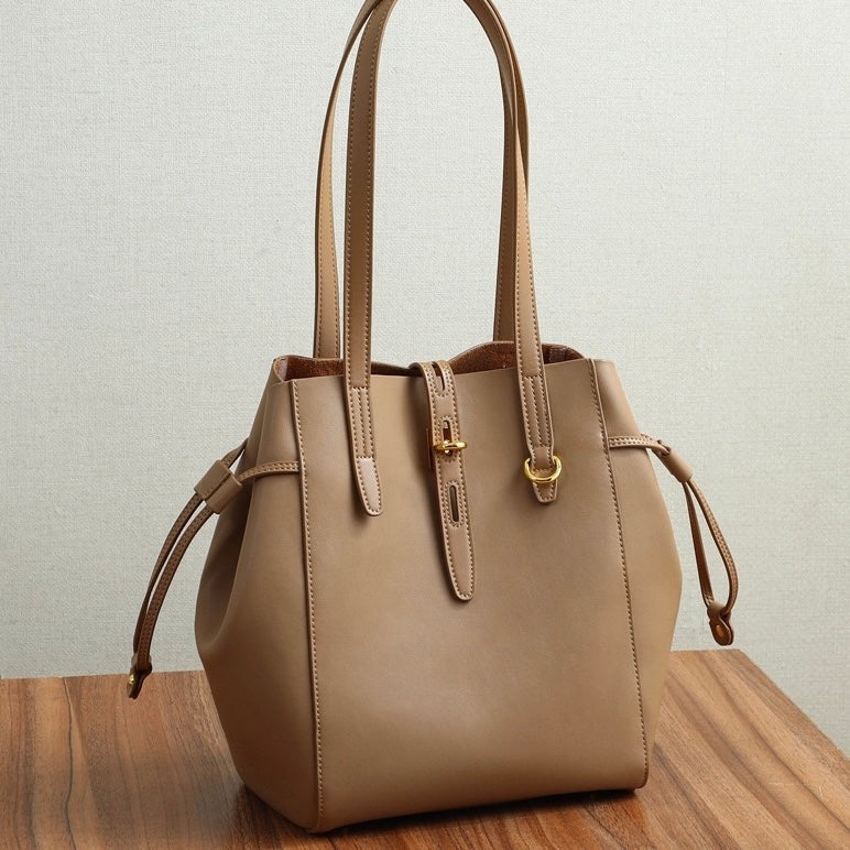 Regent | Vintage Lock Leather Tote